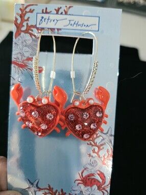 NWT Betsey Johnson Lobster Heart Dangle Earrings